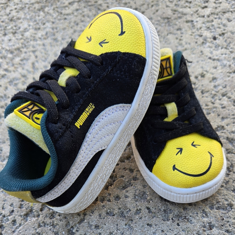 Puma Black & Yellow Smiley World Little Kids Sneaker